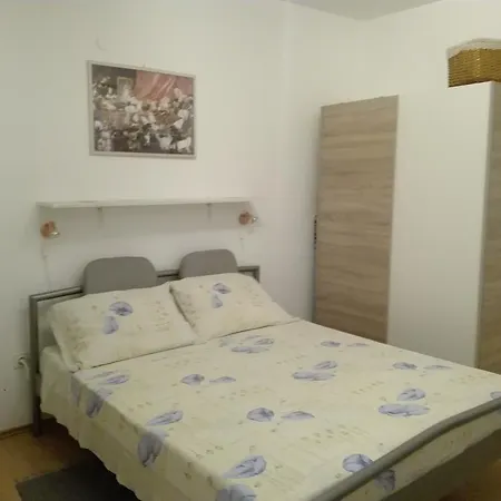 Studio Apartments Ivica Primosten Exterior photo